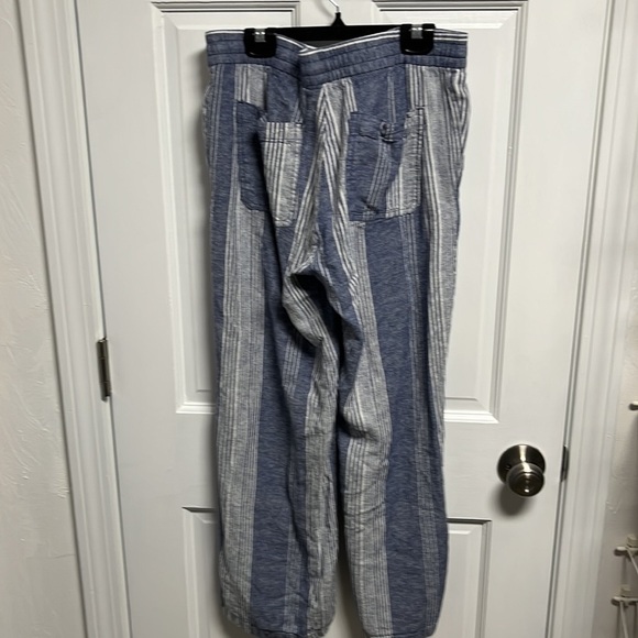 Old navy linen blend pants size medium. - Picture 3 of 10